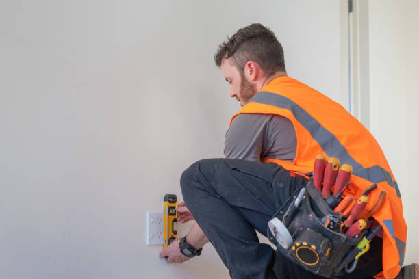 Best Commercial Electrician Services  in Des Moines, IA